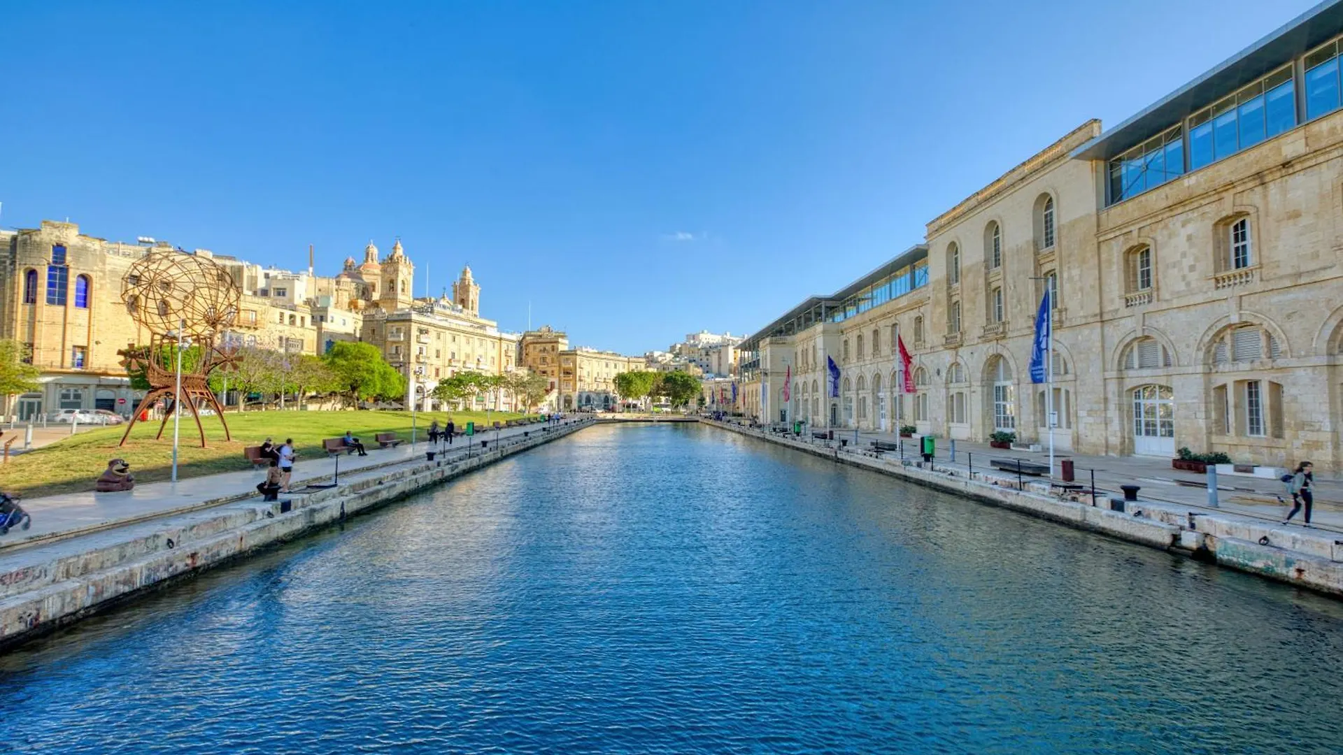 Studio Apt At The New Casa Vittoria Apt 1 By Sf Homes Cospicua Apartment